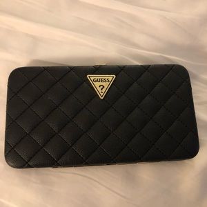 Guess Wallet Clutch